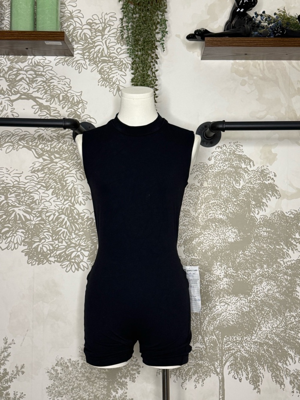 Young La romper sample